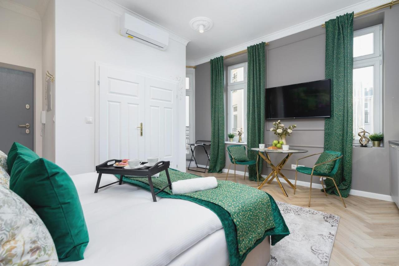 Kazimierz With Jacuzzi By Renters Prestige Апартаменти Краків