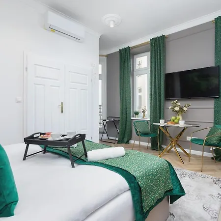 Kazimierz Studio With Jacuzzi By Renters Prestige Krakow Exterior photo