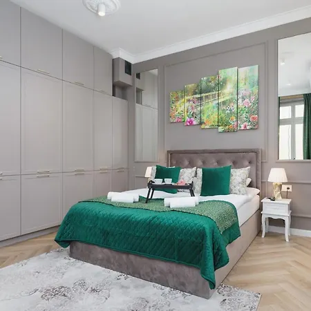 Kazimierz Studio With Jacuzzi By Renters Prestige Krakow Exterior photo